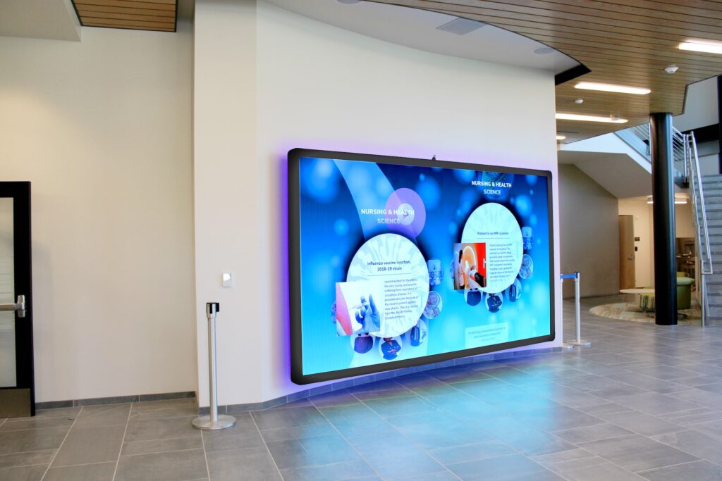 Higher_Education_Science_and_Innovation_Center_IMG_0296-min