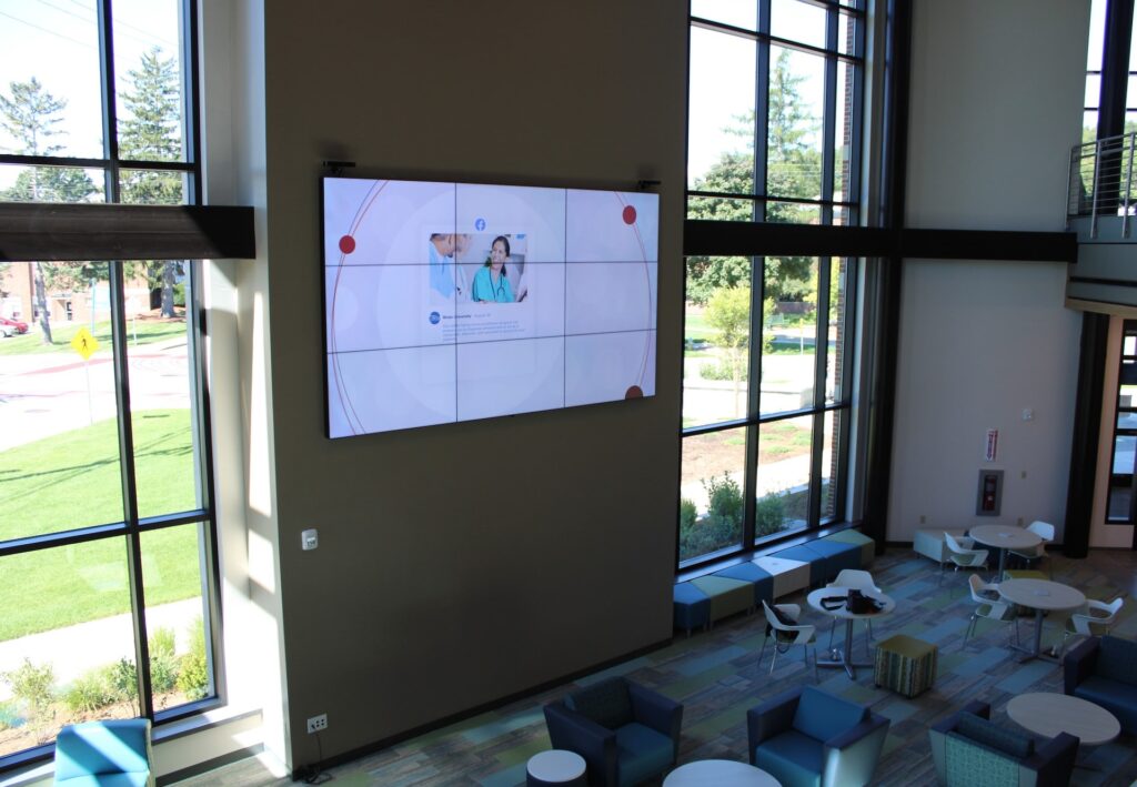 Higher_Education_Science_and_Innovation_Center_IMG_0298-min